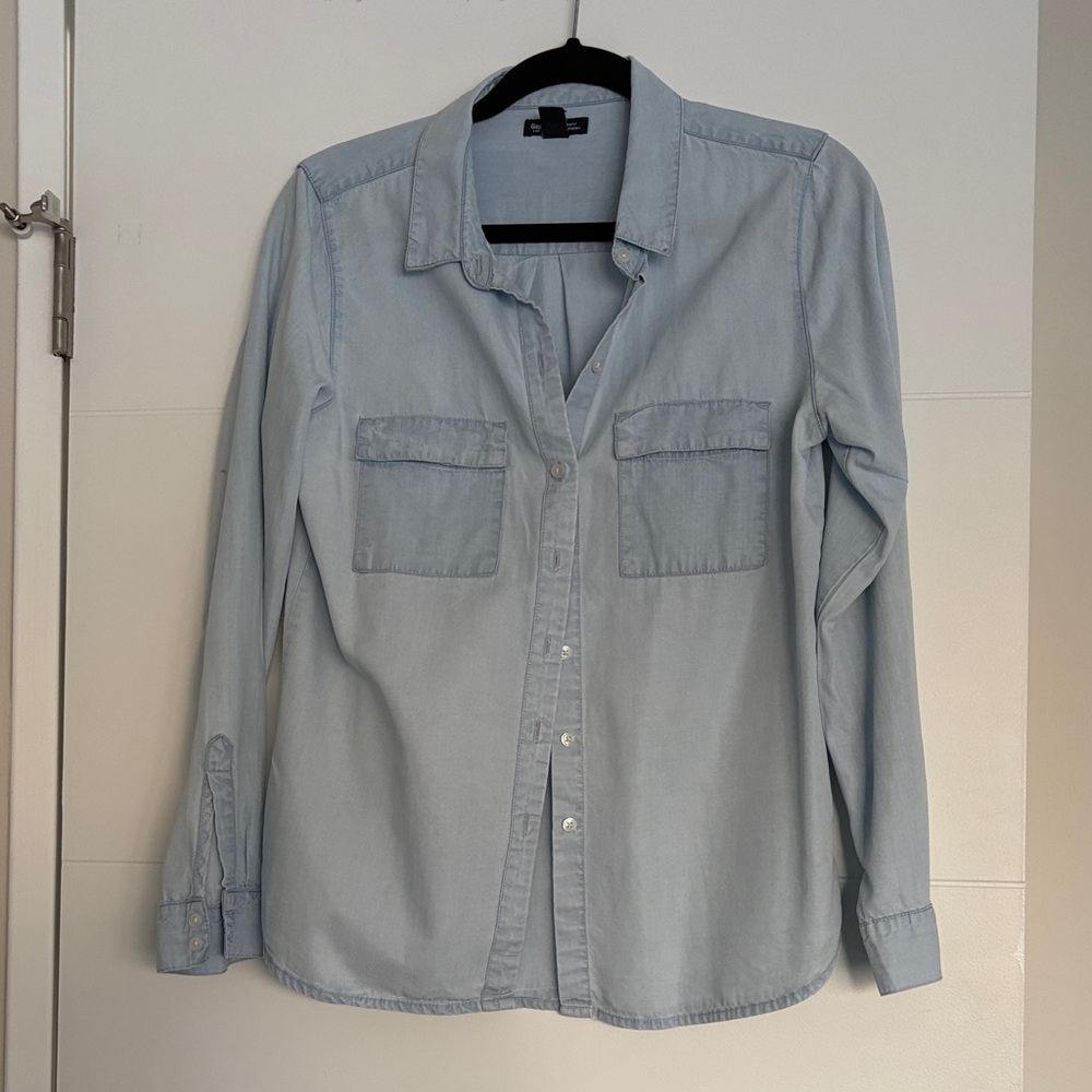 GAP Light Blue Casual Button Down Shirt